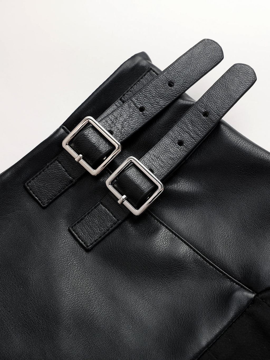 Buckle Detail Faux Leather Panel Pleated Midi Skirt