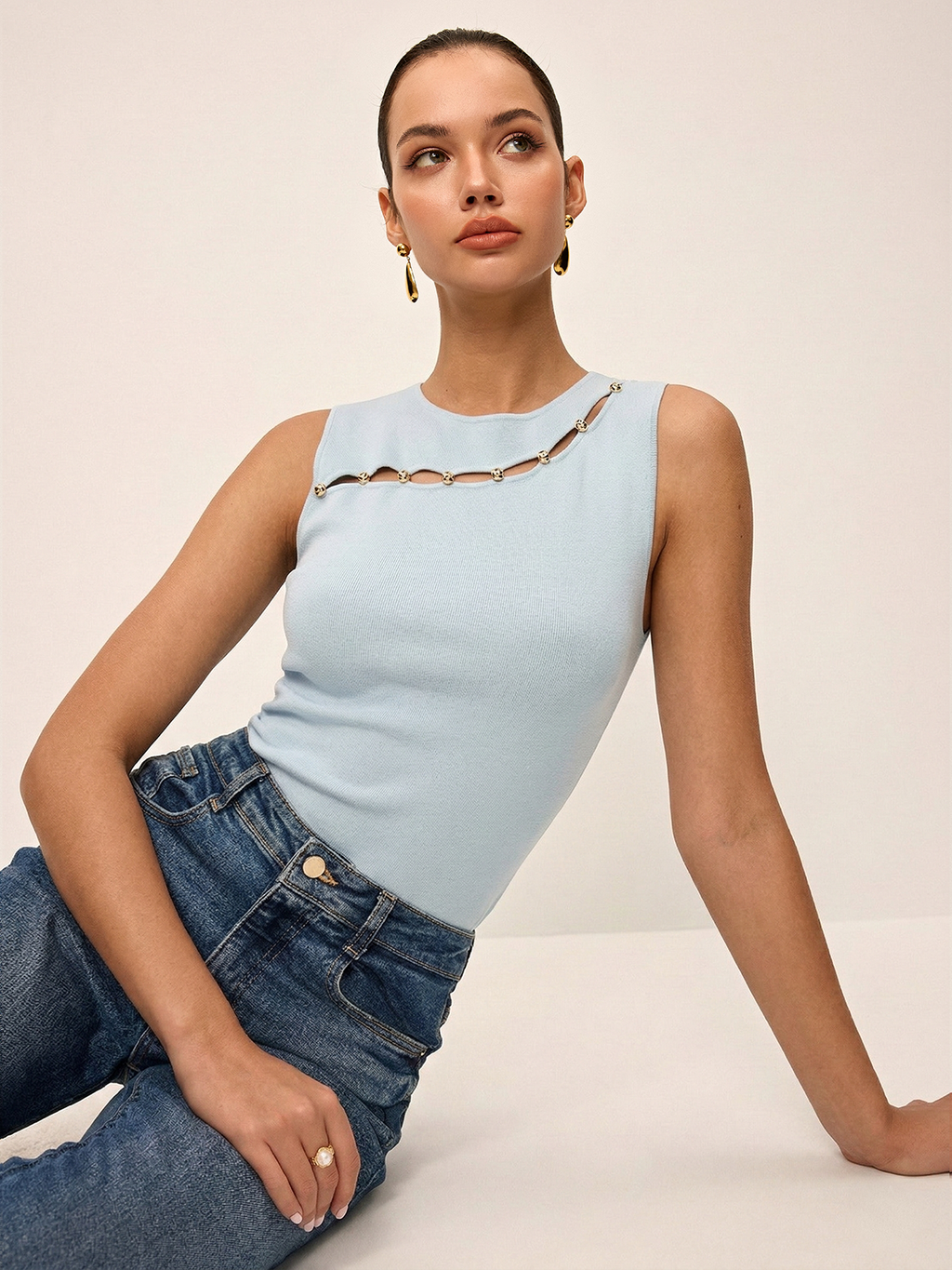 Metal Detail Cut-Out Knit Vest