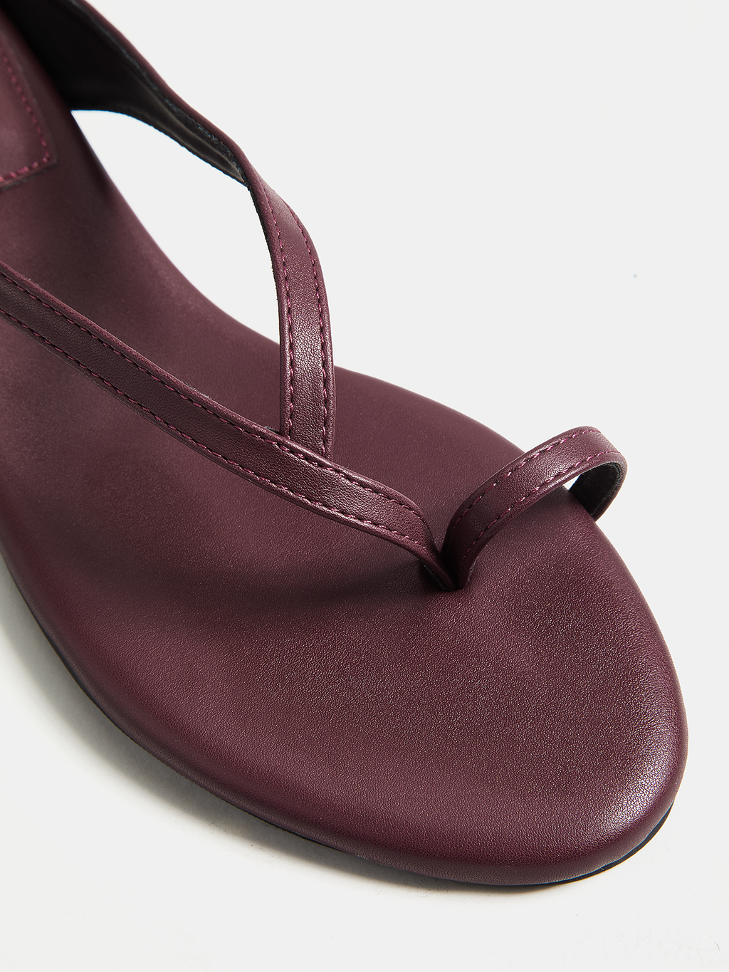Genuine Leather Toe Loop Flat Sandals