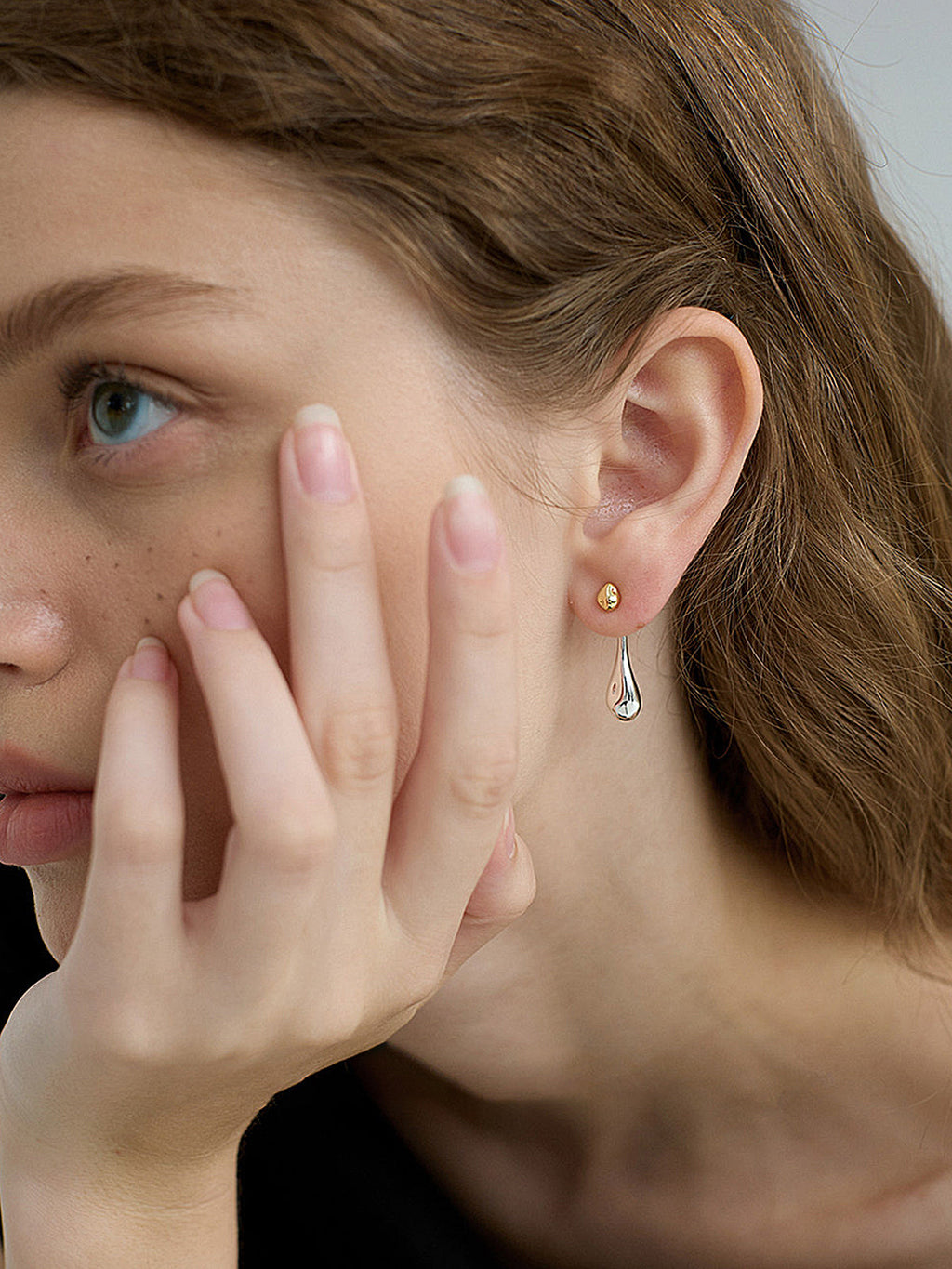 Minimalist Teardrop Dangle Earrings
