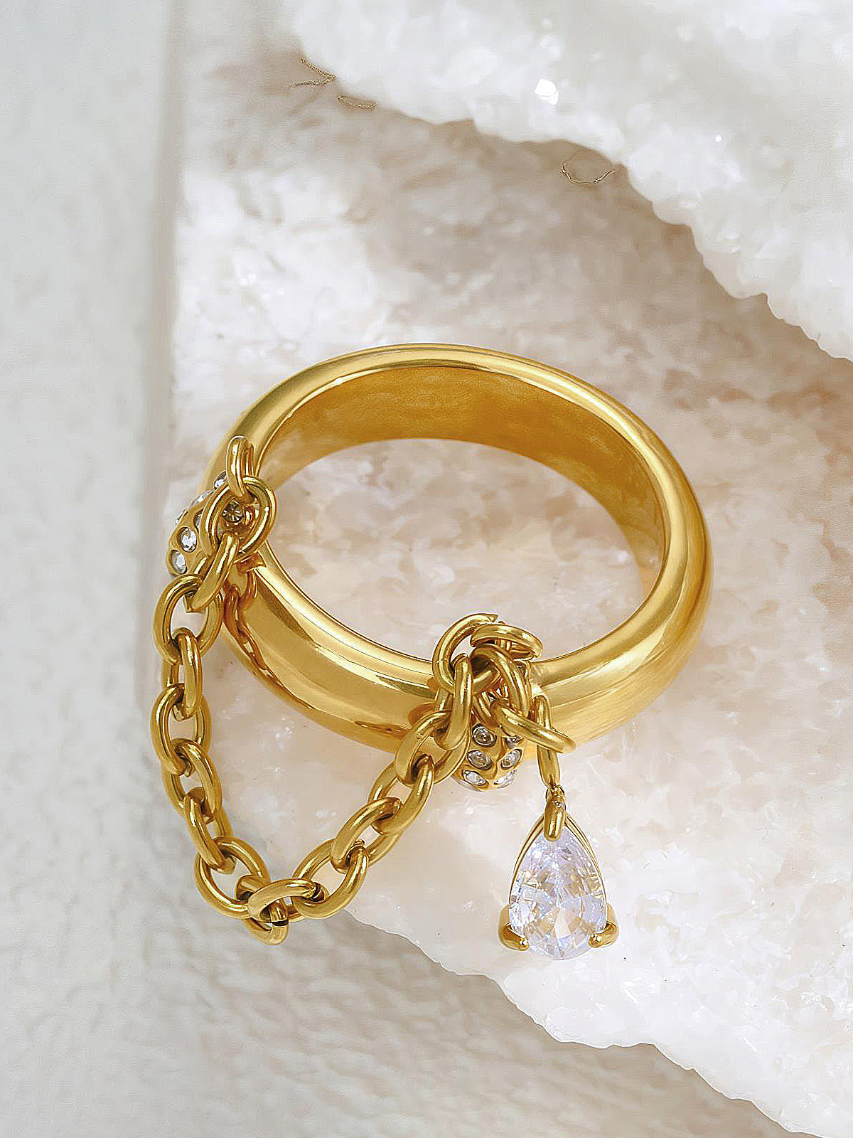 Teardrop Chain Charm Ring