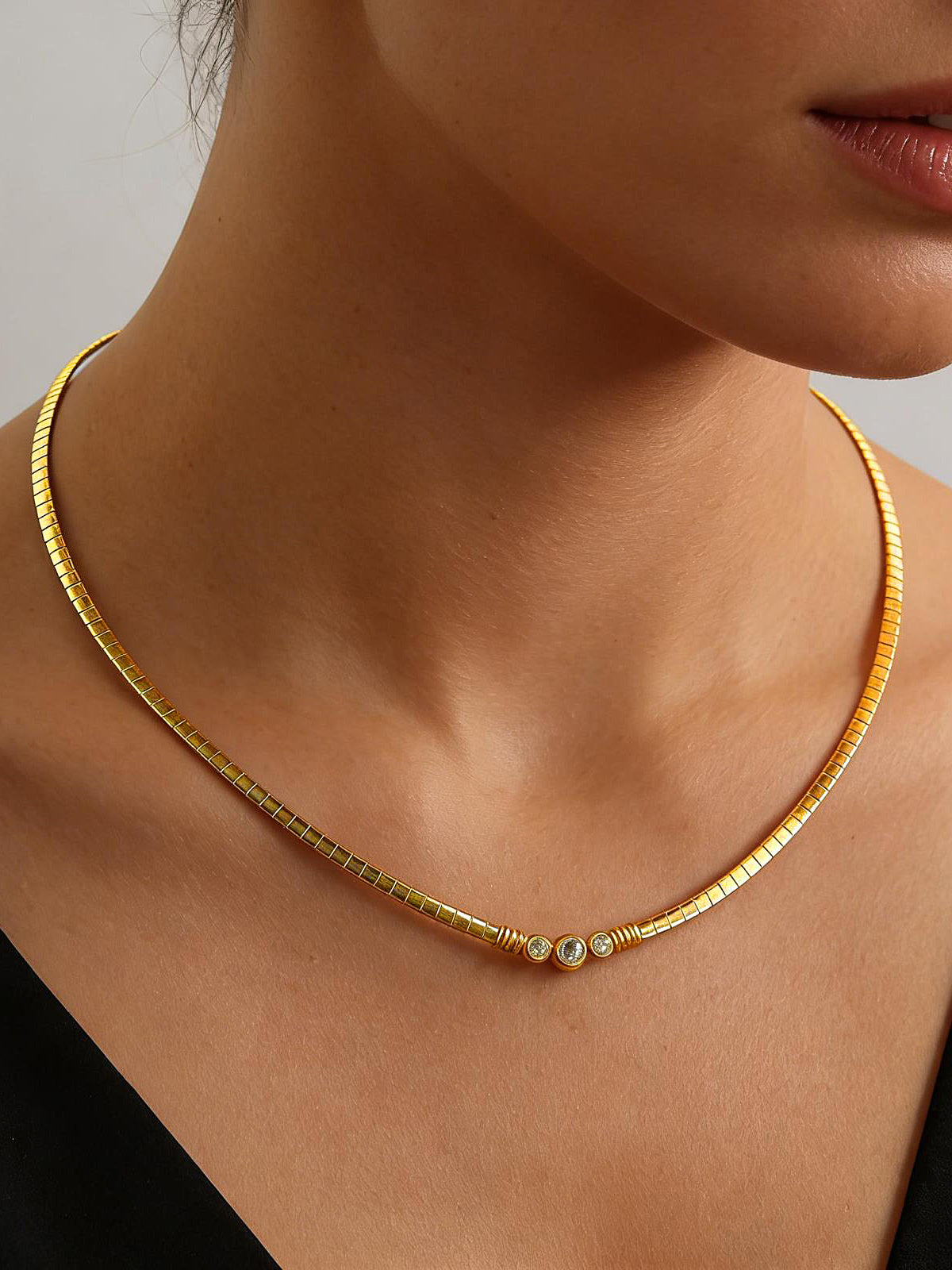 Minimalist Diamond Omega Chain Necklace