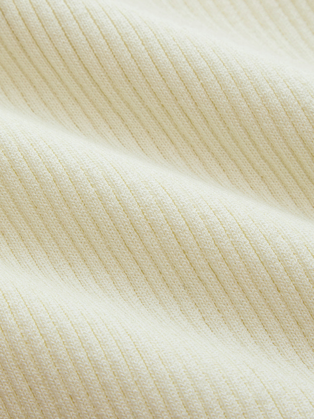 Contrast Trim Keyhole Ribbed Knit Crop Top