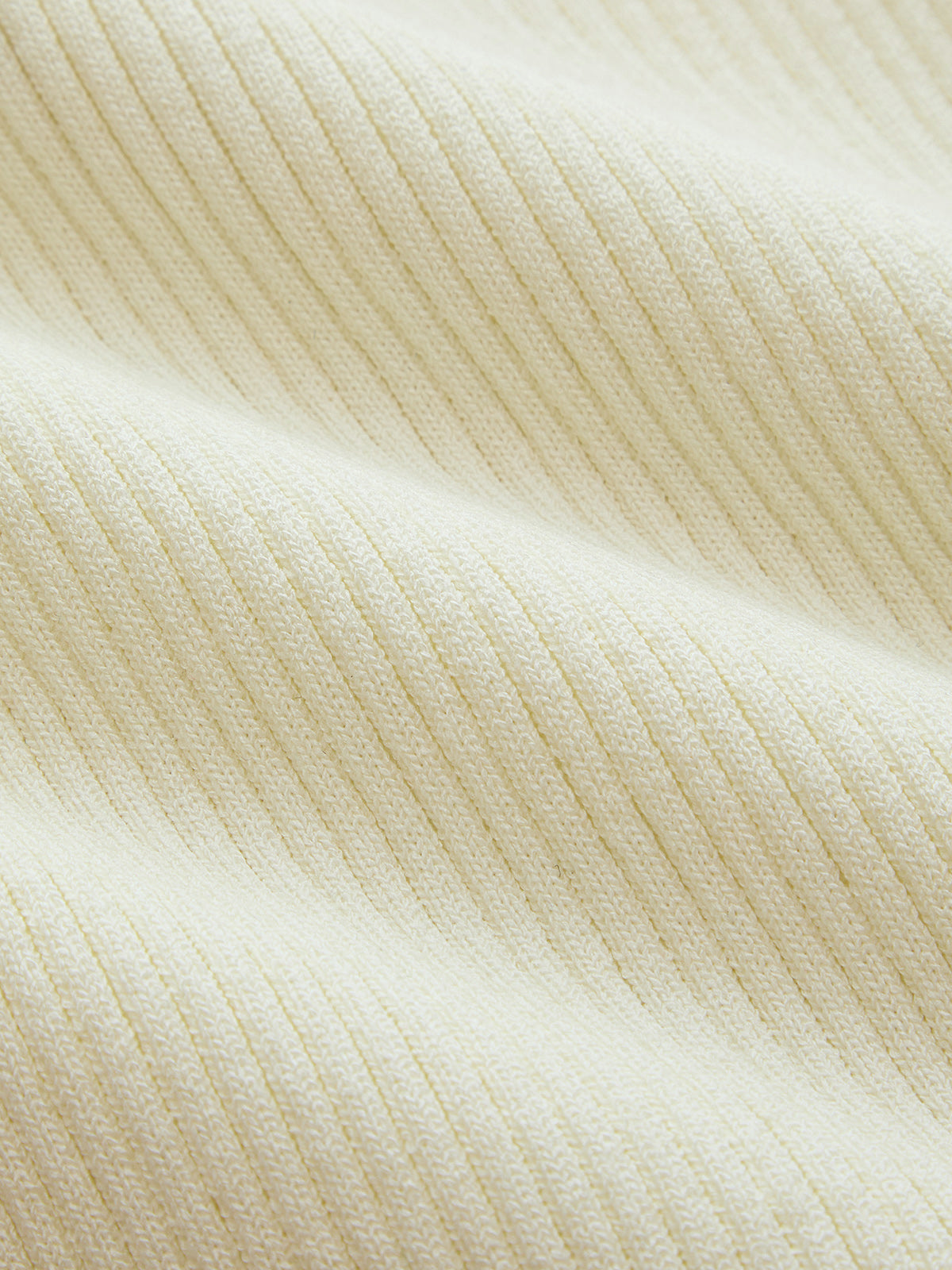 Contrast Trim Keyhole Ribbed Knit Crop Top