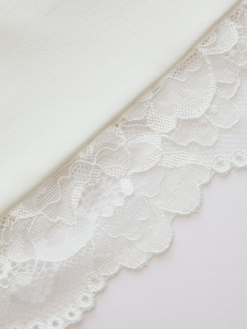 Lace Trim Fitted Cami Top