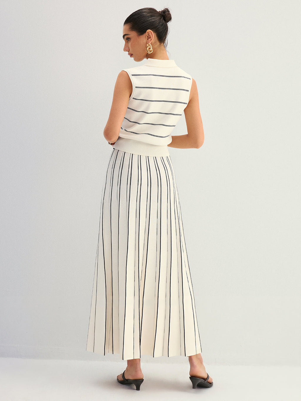 Striped Knit Pleated Maxi Skirt