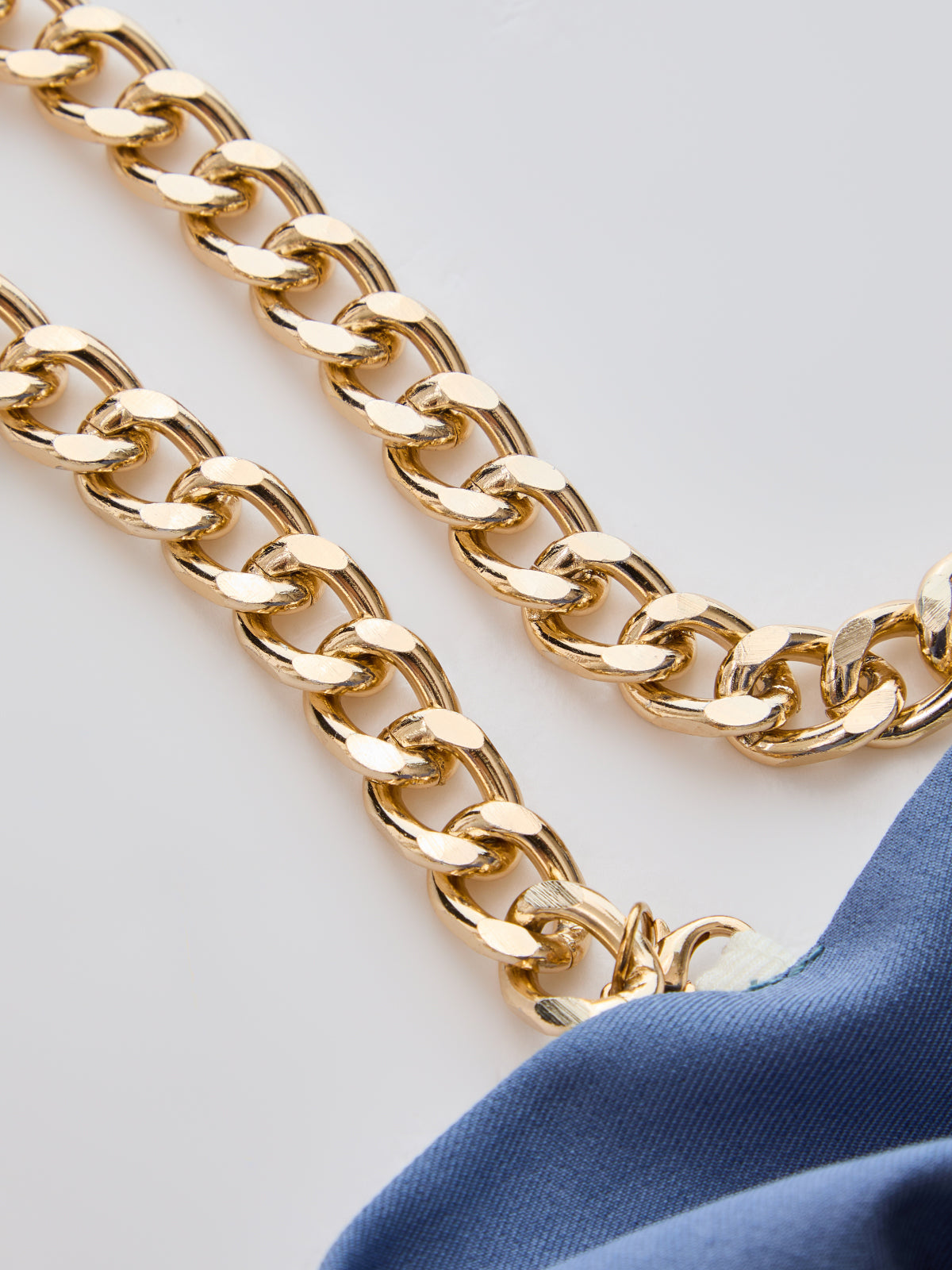 Chain Strap Contrast Bow Bodysuit