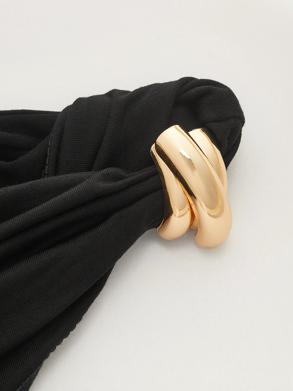 One Shoulder Ruched Metal Ring Tank Top