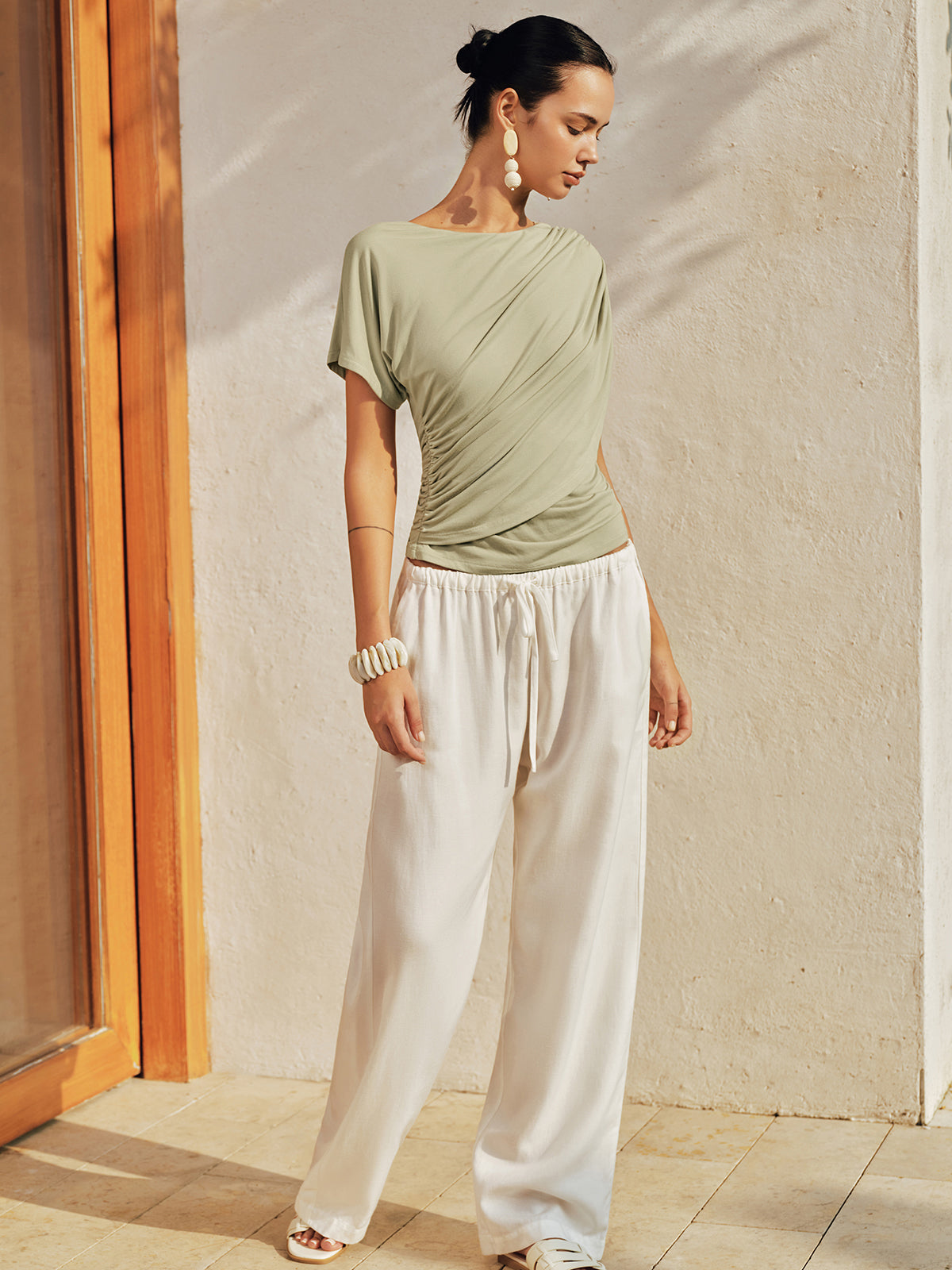 Draped Short Sleeve Asymmetric Hem Slim Top