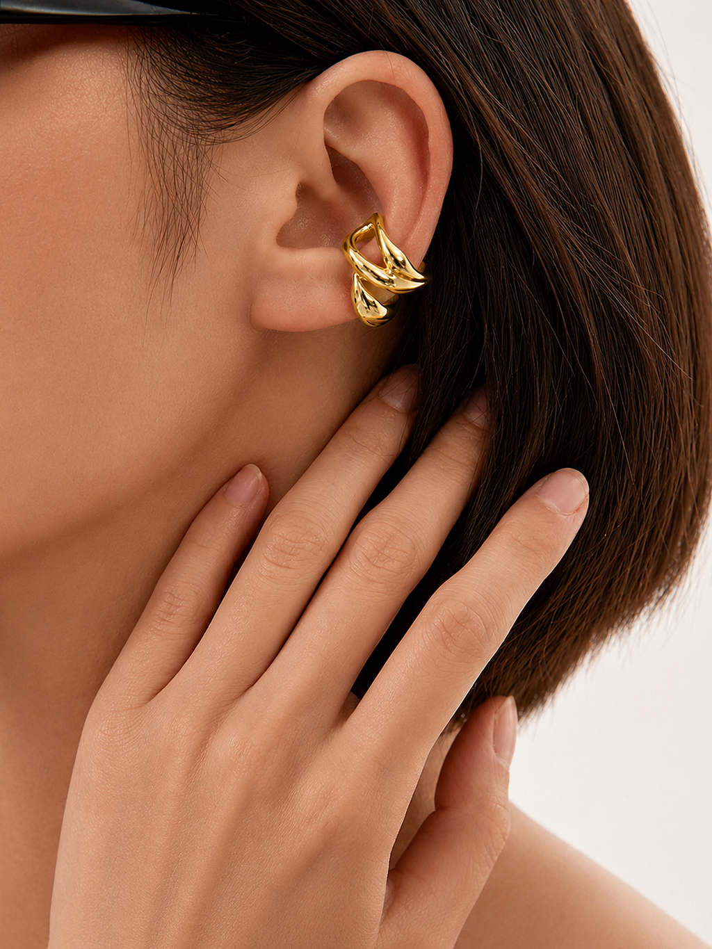 Minimalist Twisted Interlaced Ear Cuff