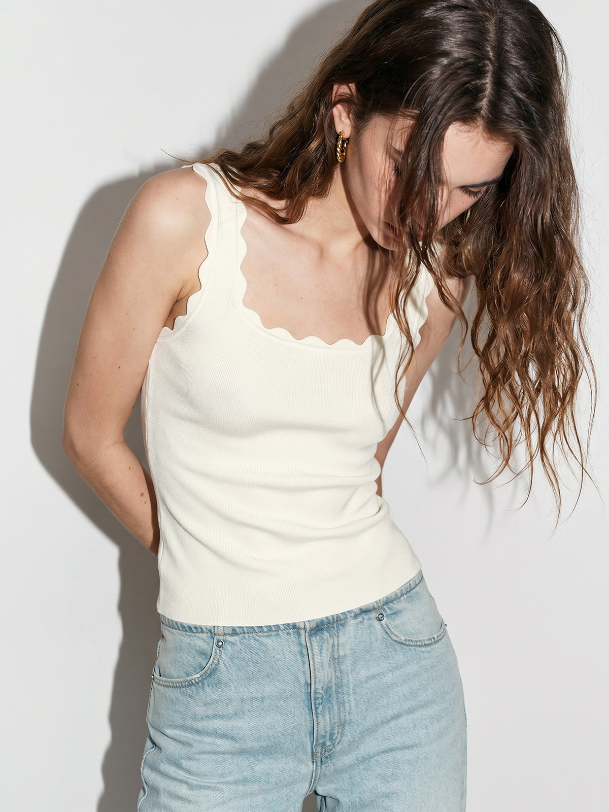 Scallop Edge Square Neck Ribbed Knit Tank Top