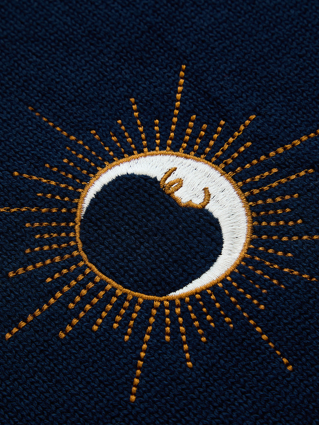 Celestial Embroidery Sleeveless Knit Vest