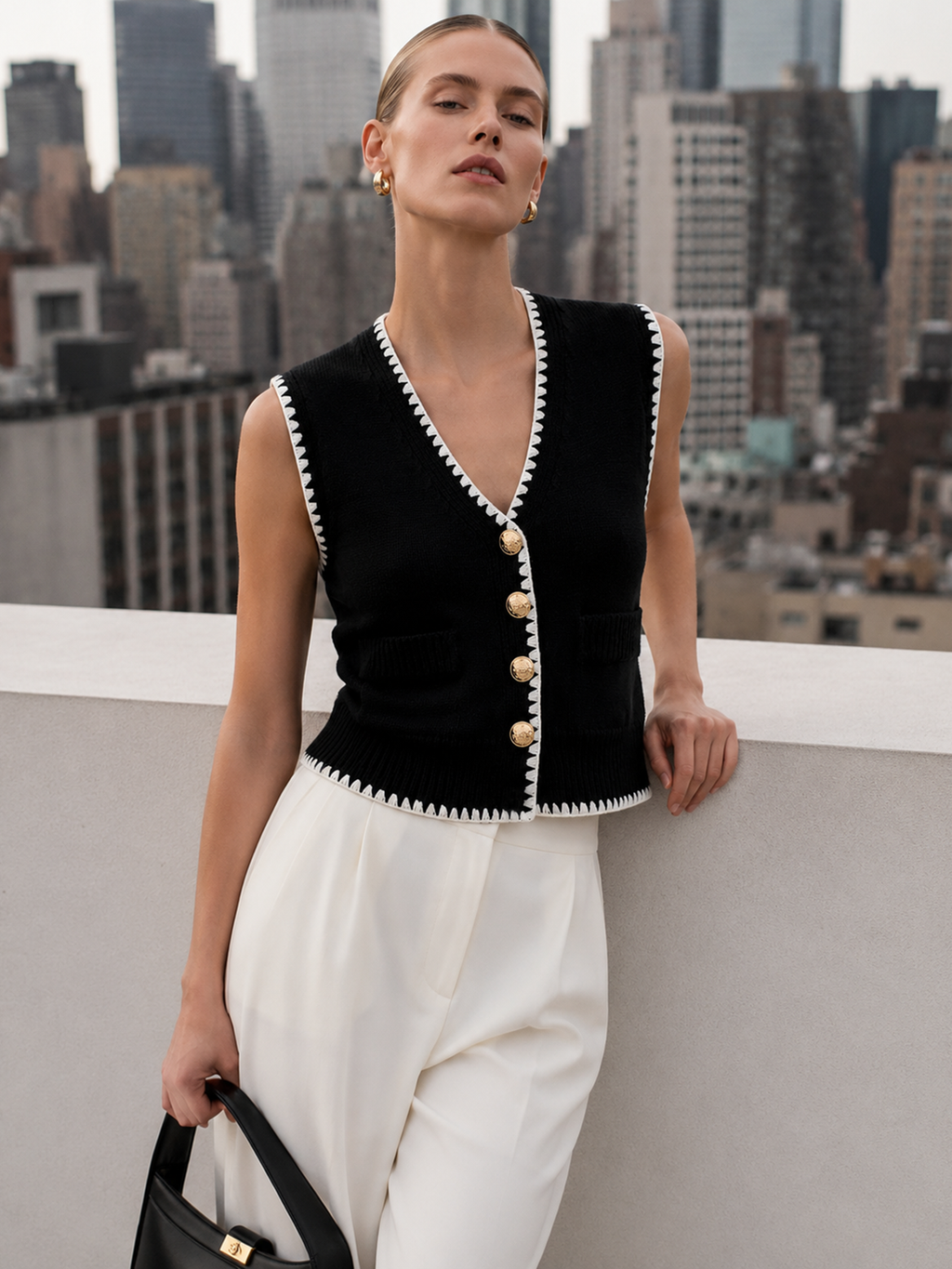 Contrast Trim Buttoned V-Neck Knit Vest