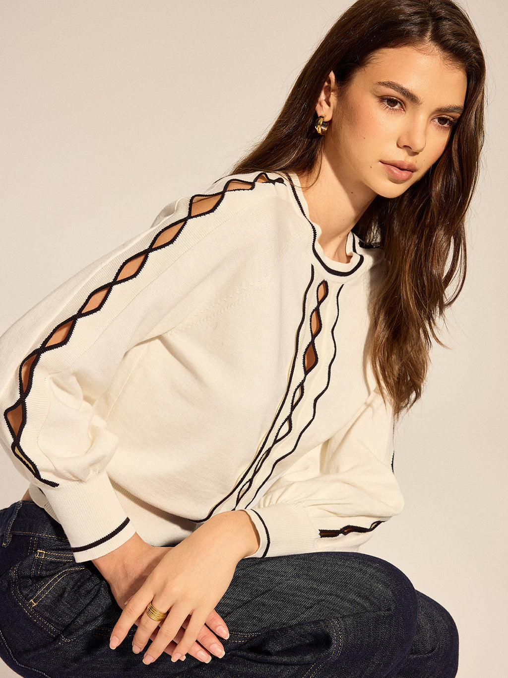 Contrast Trim Hollow Out Raglan Sweater