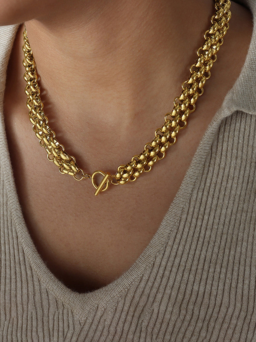 Chunky Twisted Link Chain Necklace