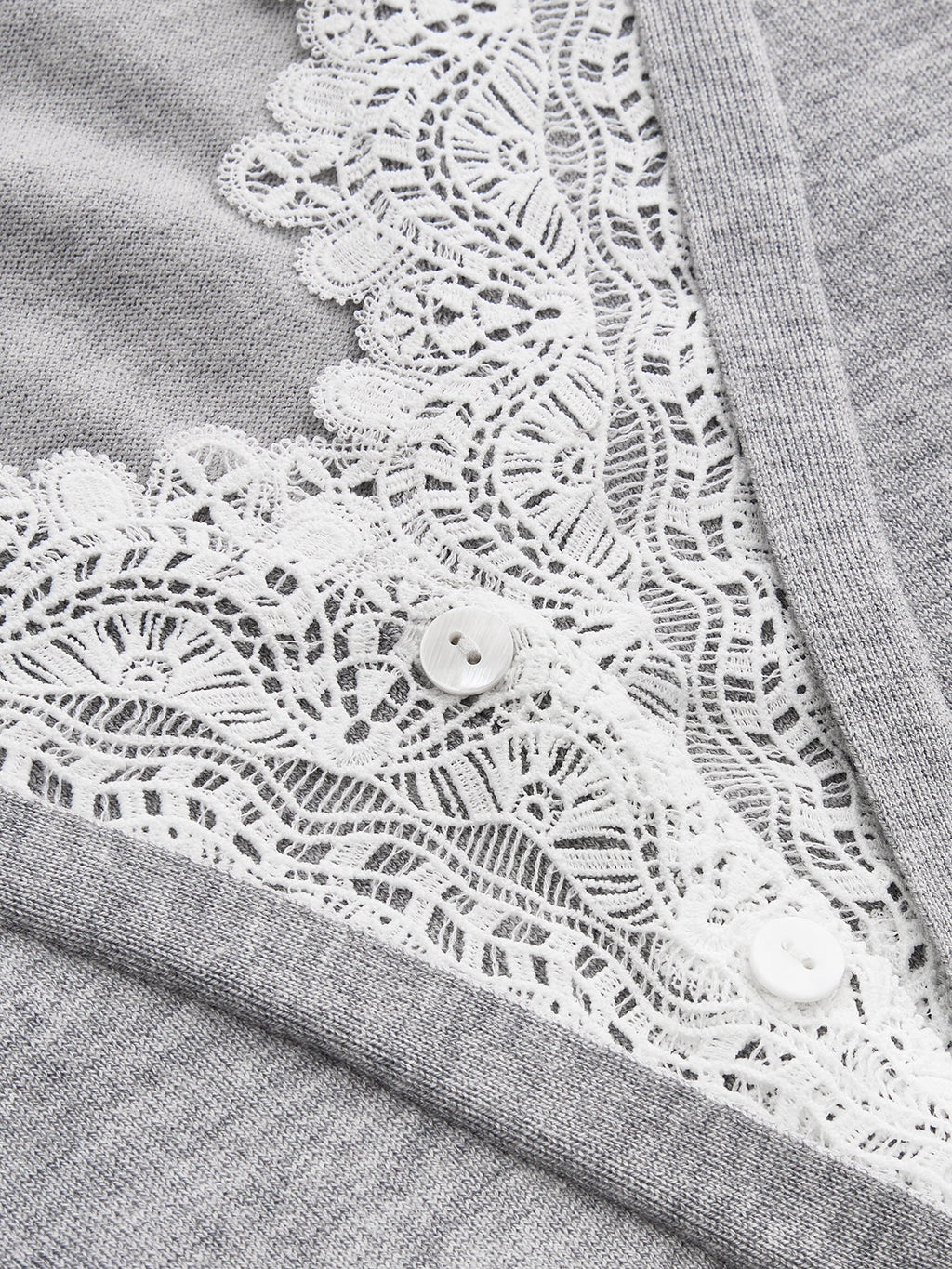 Lace Trim V‑Neck Short Sleeve Sweater