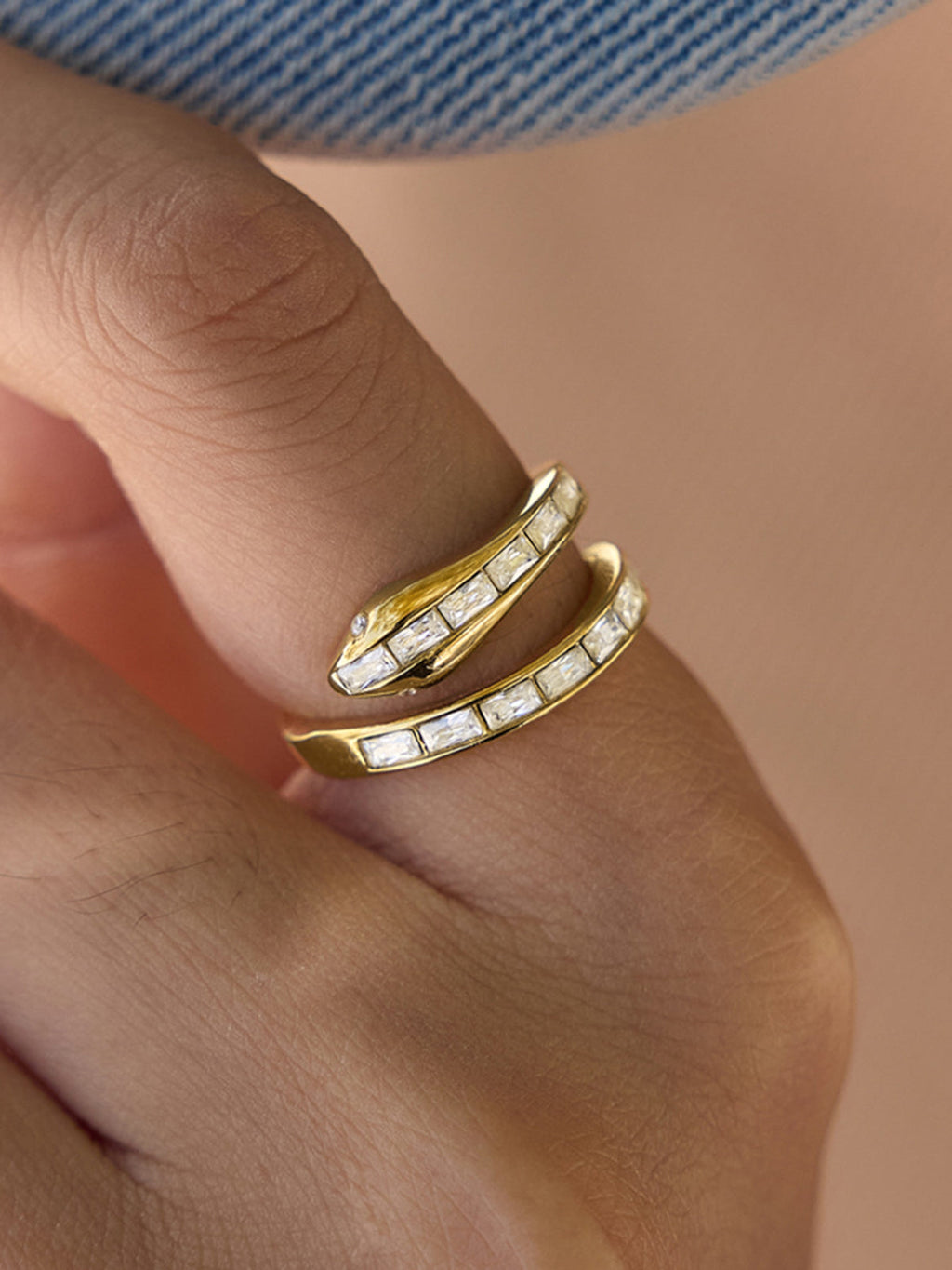 Snake Shape Open Zircon Ring