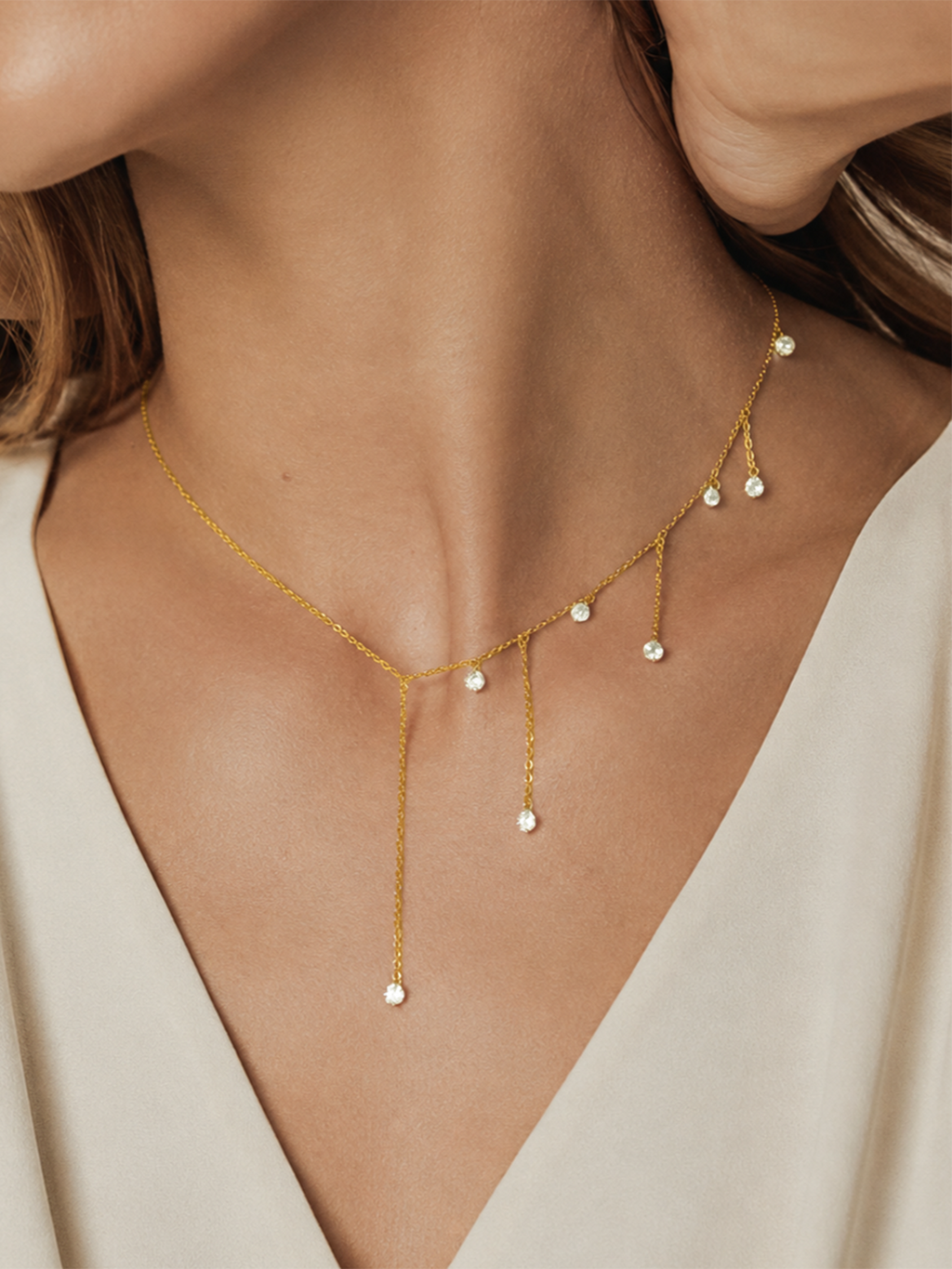 Dangling Zircon Pendant Necklace