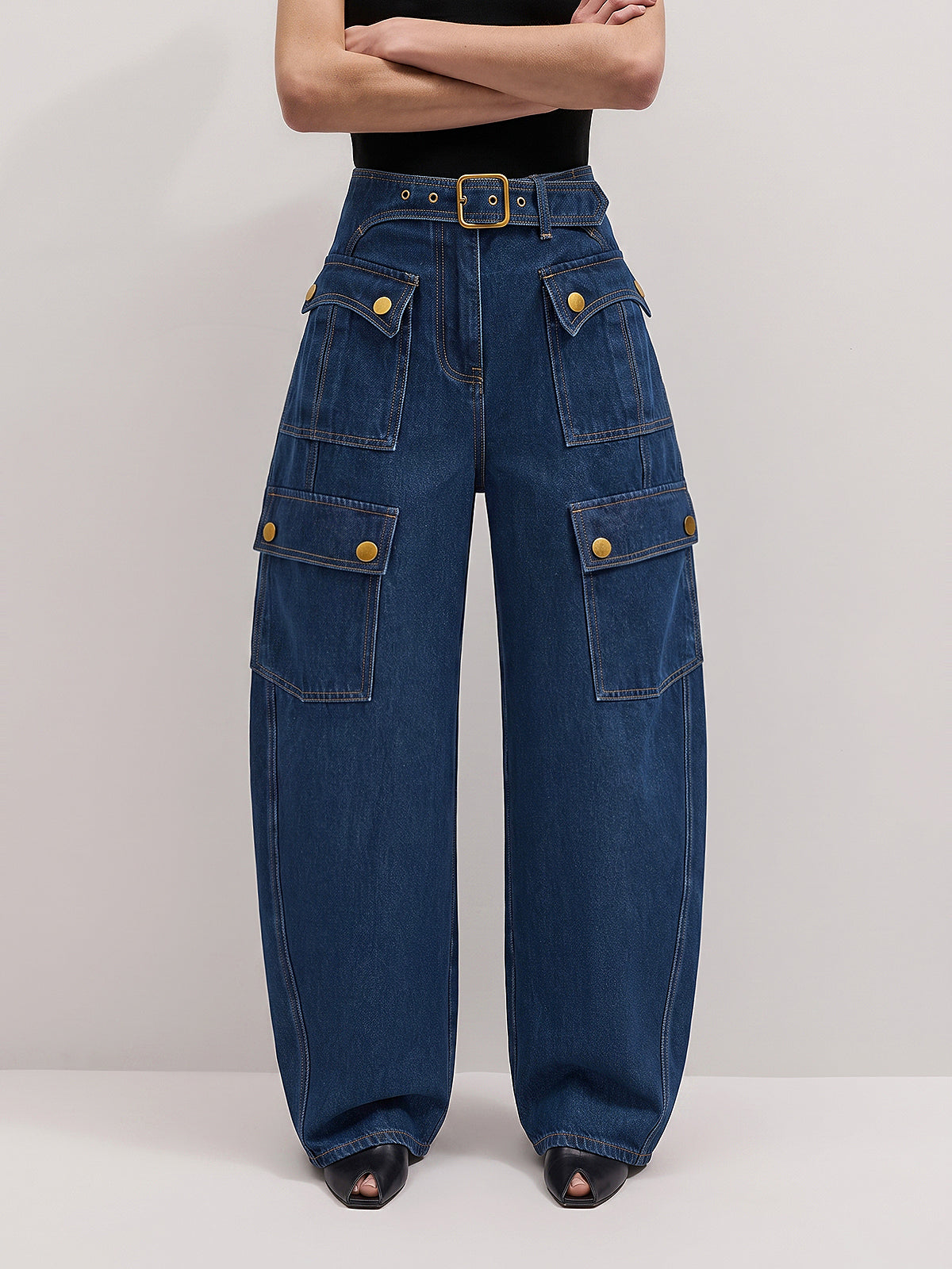 Belted Multi‑Pocket Barrel Cargo Jeans