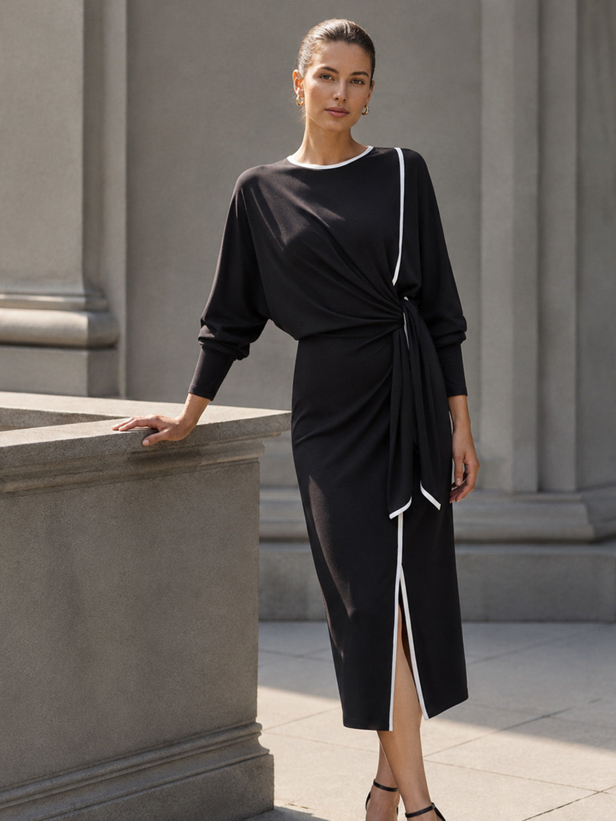 Contrast‑Piping Knotted Waist Midi Dress