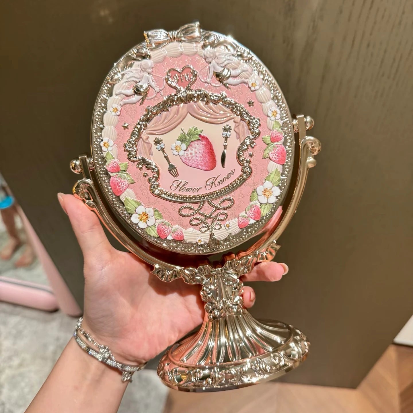 Flower Knows 9th Anniversary Brushes Paddle Hair Brushes Air Cushion Hair Comb 17*8cm Flowerknows Brush Holder
