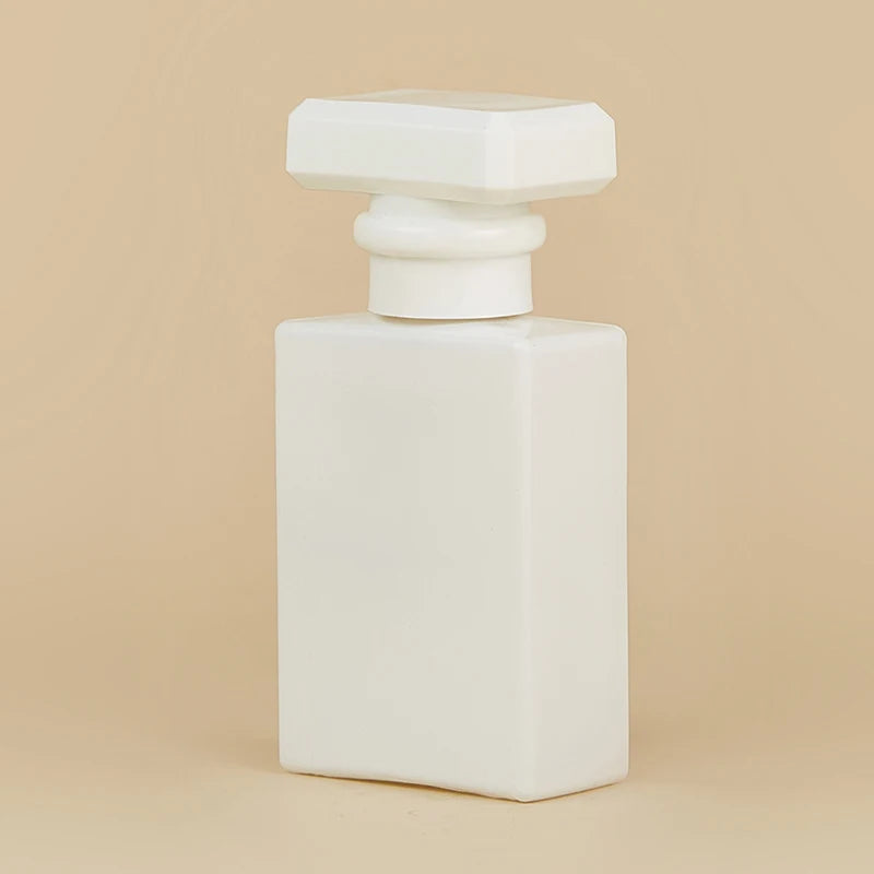 50ml  Black White Square Glass Spray Perfume Bottle Cosmetic Packaging Empty Bottles Can Be Filled in Perfume Bottles