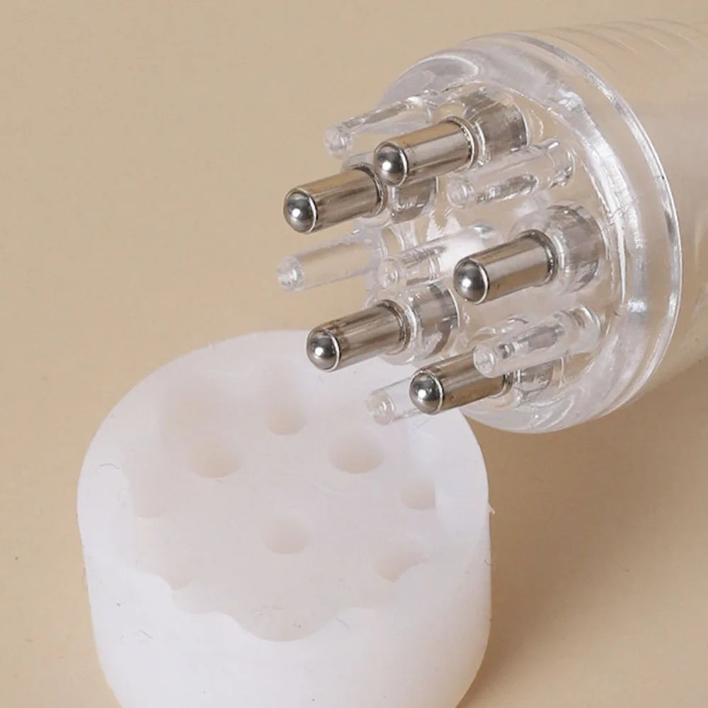 Scalp Applicator Comb, Hair Scalp Oil Applicator, Mini Portable Head Essential Oil Roller Ball Massage Fixing Liquid Guide Comb