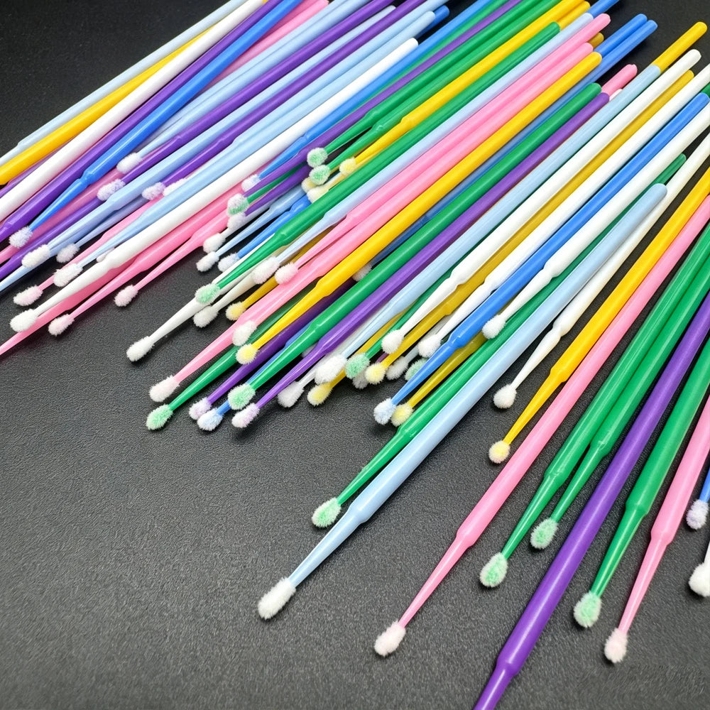100Pcs Eyelash Cleaning Brush Lash Extension Micro Cotton Swab Individual Eyelashes Microbrush Beauty Makeup Clean Remover Tools