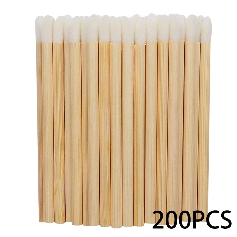 50/100pcs Lip Brushes Bamboo Handle Lip Brushes Lipstick Gloss Wands Applicator Makeup Tool For Eyelashes Extension Accessories
