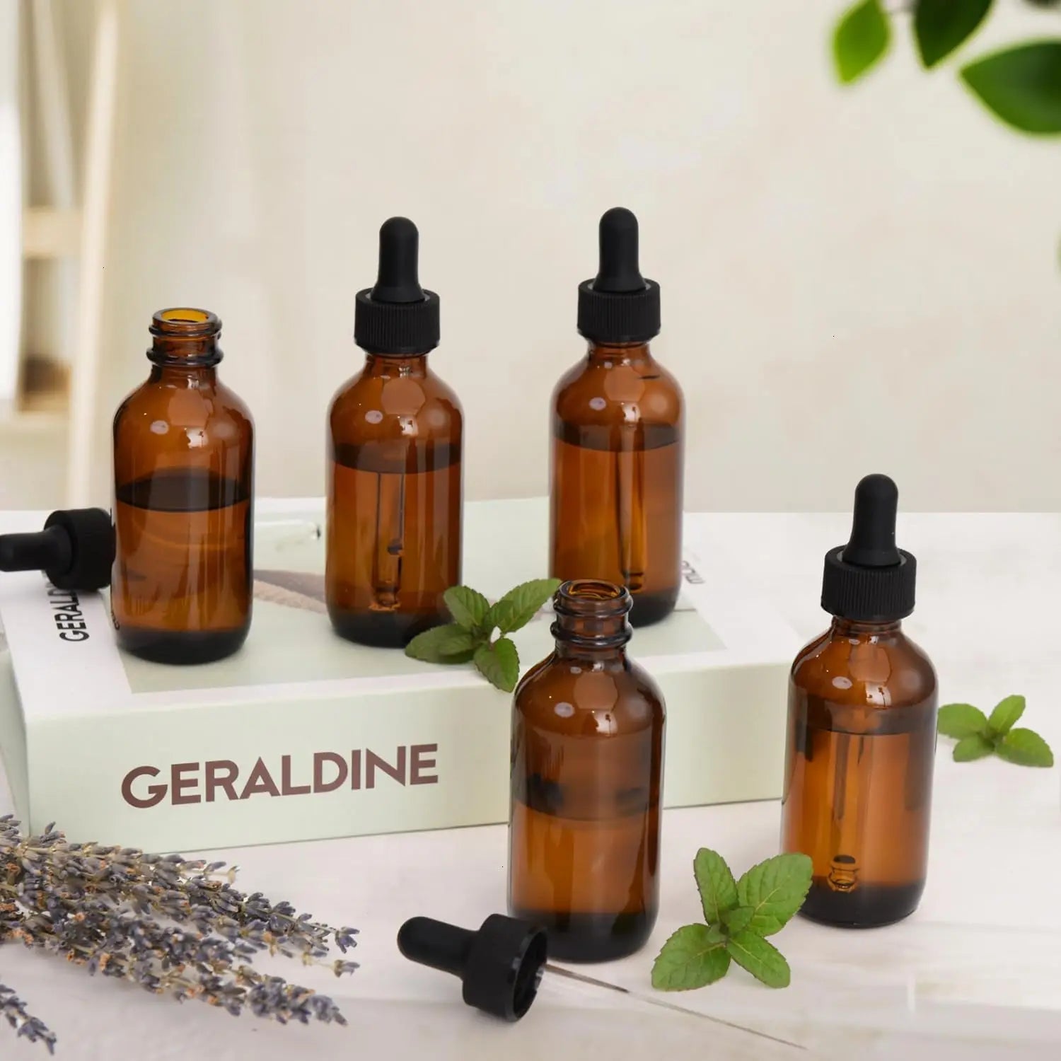 5/10/20pcs + 4 accessories 5/10/15/20/30ml refillable glass dropper bottle 2 funnels 2 pipettes for essential oils and perfumes