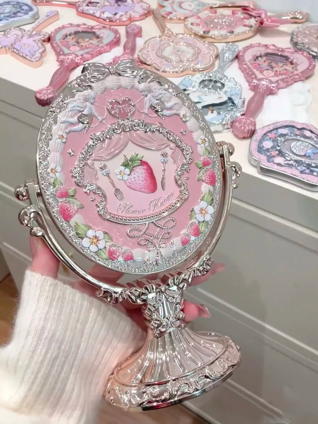 Flower Knows 9th Anniversary Brushes Paddle Hair Brushes Air Cushion Hair Comb 17*8cm Flowerknows Brush Holder
