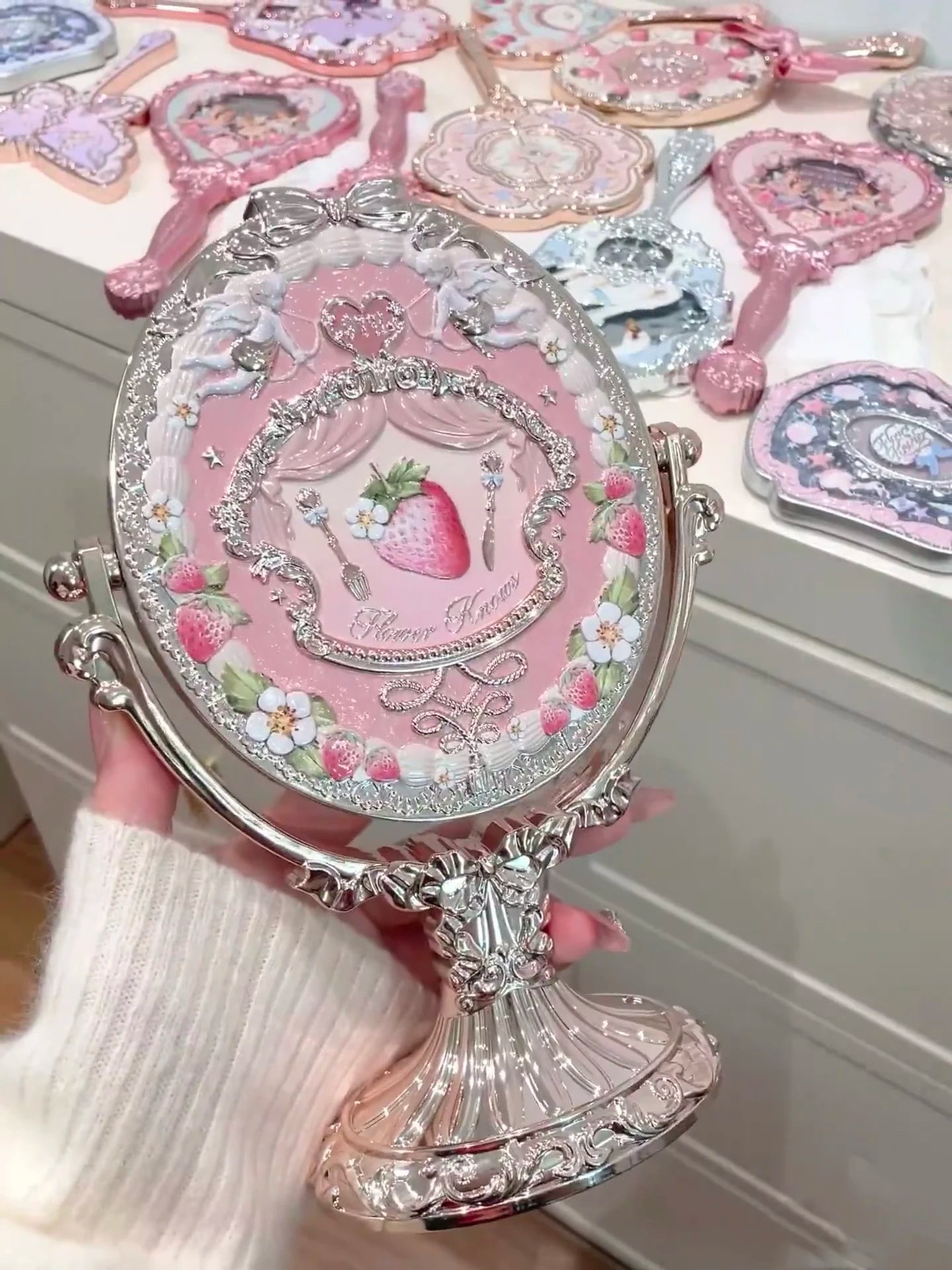 Flower Knows 9th Anniversary Brushes Paddle Hair Brushes Air Cushion Hair Comb 17*8cm Flowerknows Brush Holder