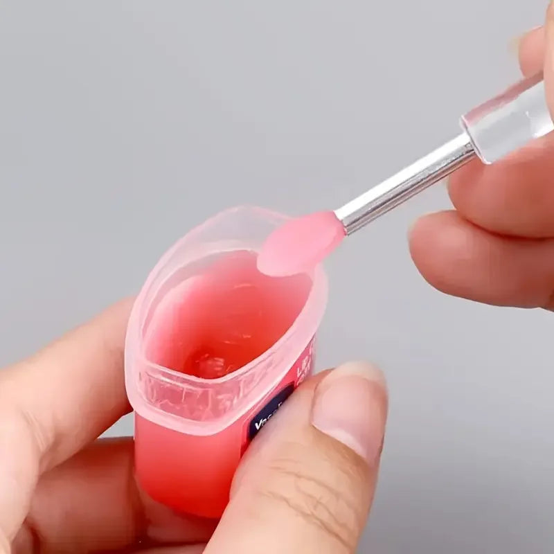 1/3/5PCS Portable Silicone Lip Brush With Cover Soft Multifunctional Lip Balm Applicator Lipstick Lipgloss Makeup Brushes