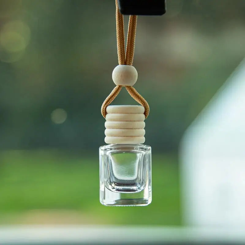 1Pcs Car Essential Oil Diffuser Fragrance Air Freshener Scent Perfume Bottle Ornament Small Round Cap Empty Bottle Pendant