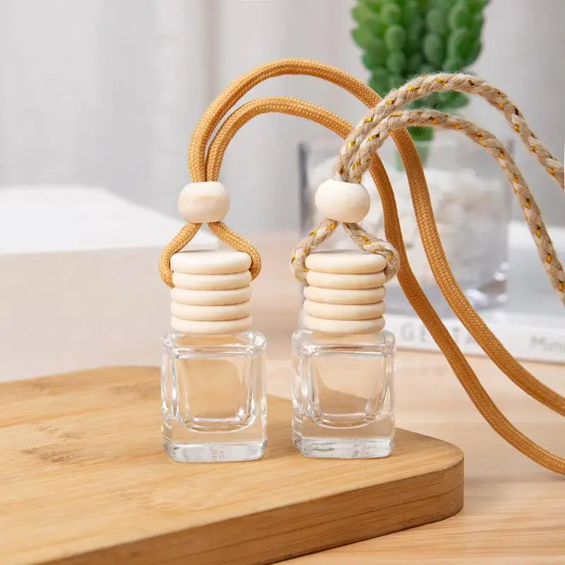 1Pcs Car Essential Oil Diffuser Fragrance Air Freshener Scent Perfume Bottle Ornament Small Round Cap Empty Bottle Pendant