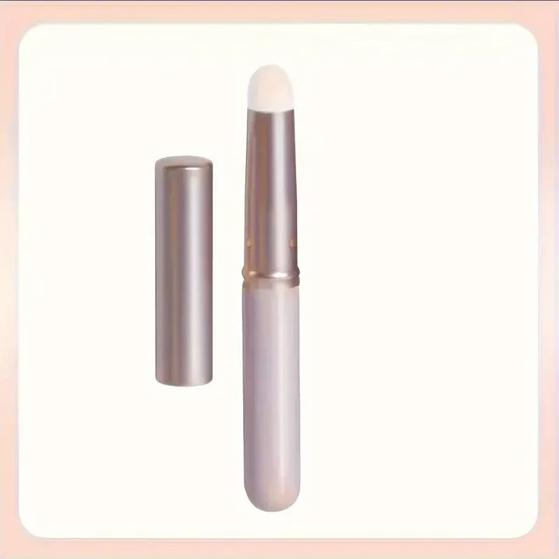 Professional round headed lipstick brush with cap, handheld palm brush, suitable for all skin types, lip brush applicator