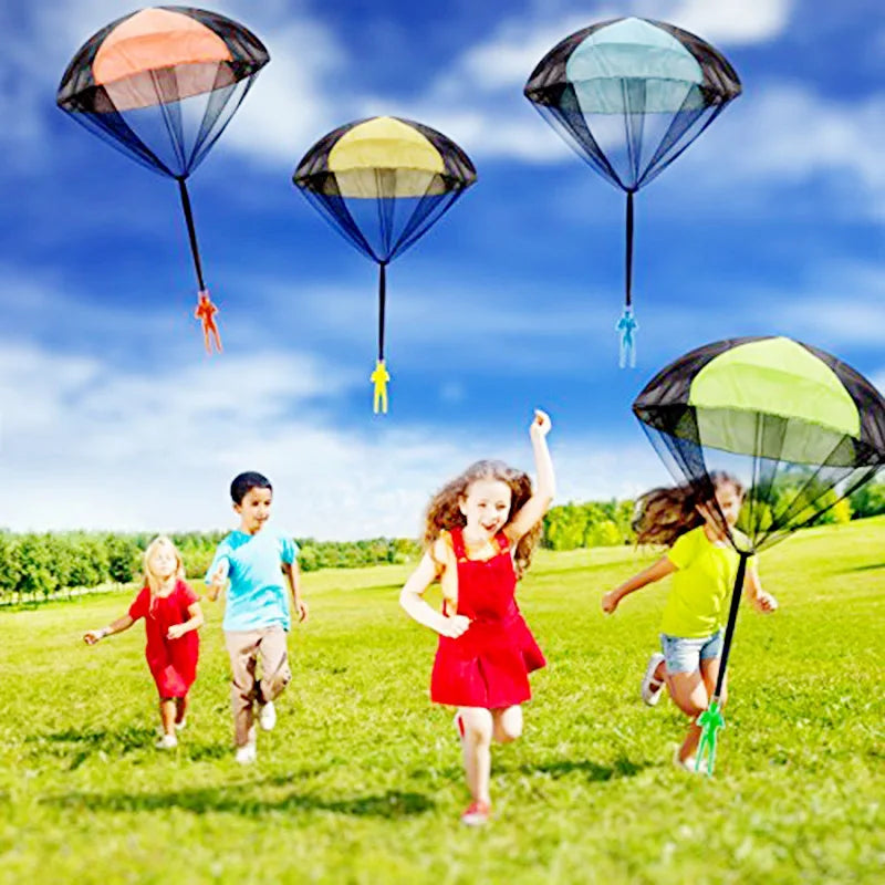1pcs Hand Throwing Parachute Outdoor Funny Toys Game Play Toys for Fly Parachute Sport with Mini Soldier Toys