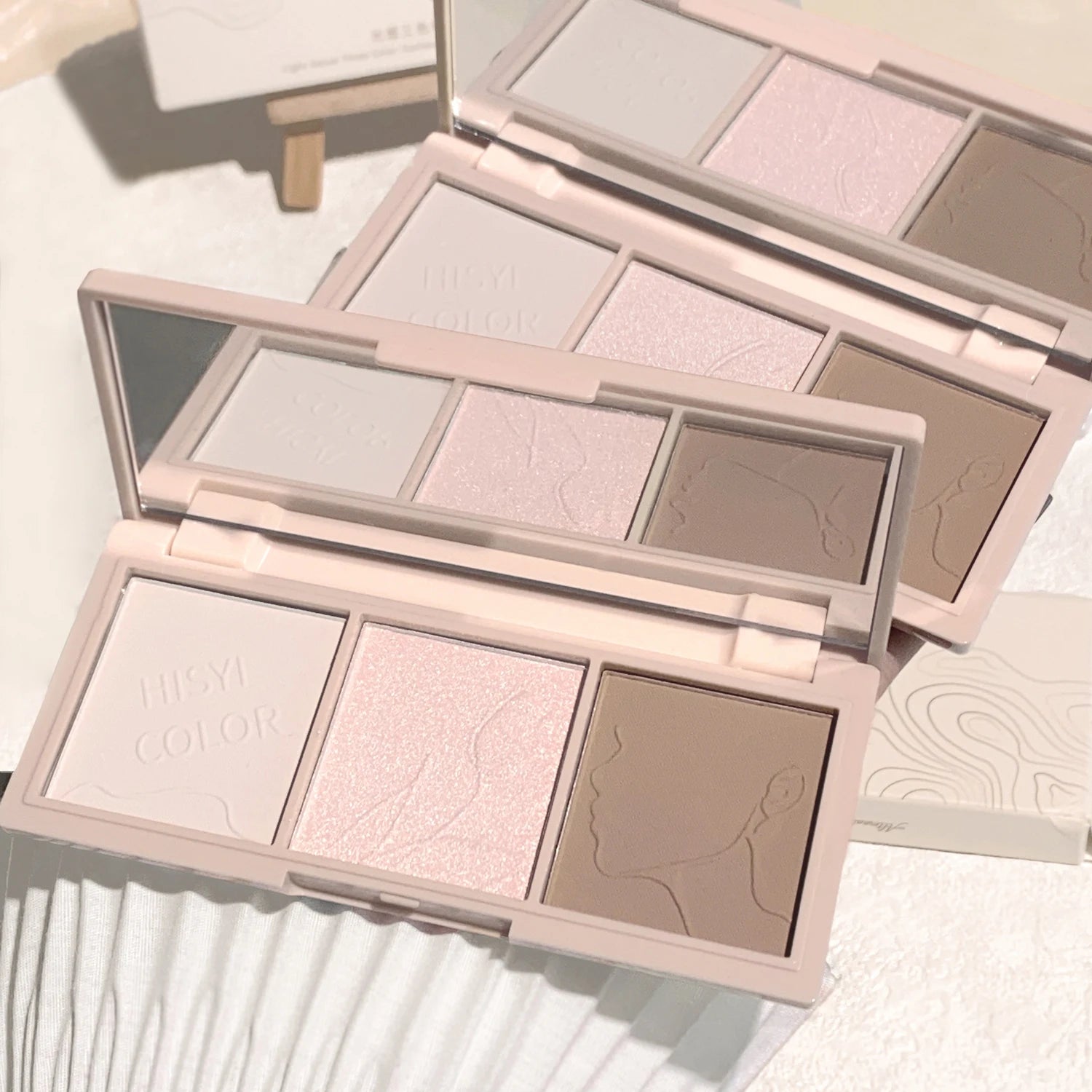 Light Sensation Three-Color Contour Powder, Pearlescent and Matte, 3D Highlight and Shadow Powder, All-in-One Palette