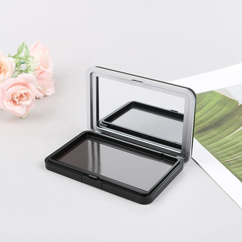 1pcs Matte Empty Magnetic Cosmetics Palette Eyeshadow Blusher DIY Makeup Box Glitter Makeup Dispensing Box