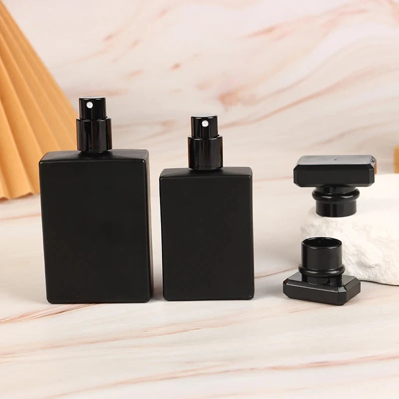 30/50ml Bright Black Perfume Bottle Glass Empty Bottle High-end Portable Spray Makeup Water Bottle Mist
