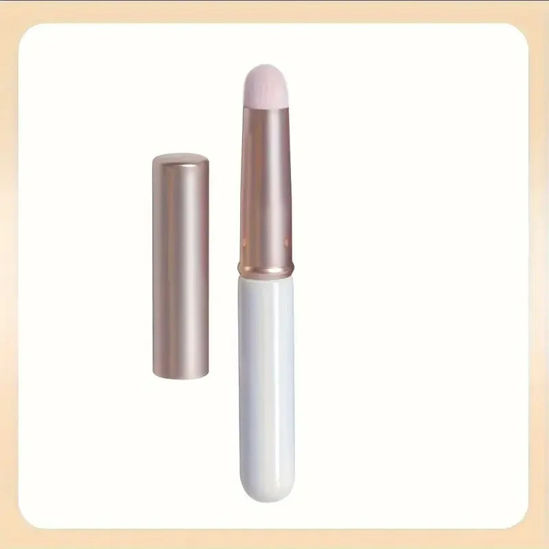 Professional round headed lipstick brush with cap, handheld palm brush, suitable for all skin types, lip brush applicator