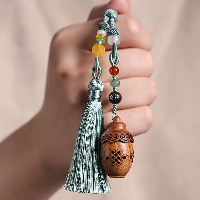 Natural Wood Lotus Shape Perfume Bottle Incense Expanding Mini Sandalwood Portable Sealed Jar Pendant Pomander Container