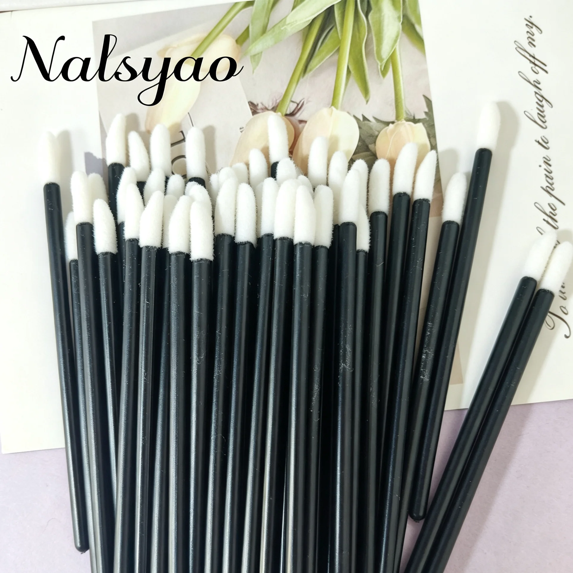 500/1000PCS Lip Wands Applicators Disposable Lip Brush Lipstick Brush Lip Gloss Applicator Wands Makeup Applicator Beauty Tools