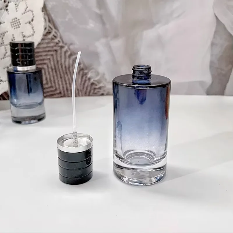1Pcs 30ml-100ml Gradient Color Portable Glass Refillable Perfume Bottle Cosmetic Container Atomiser Sprayer Travel Cosmetic Tool