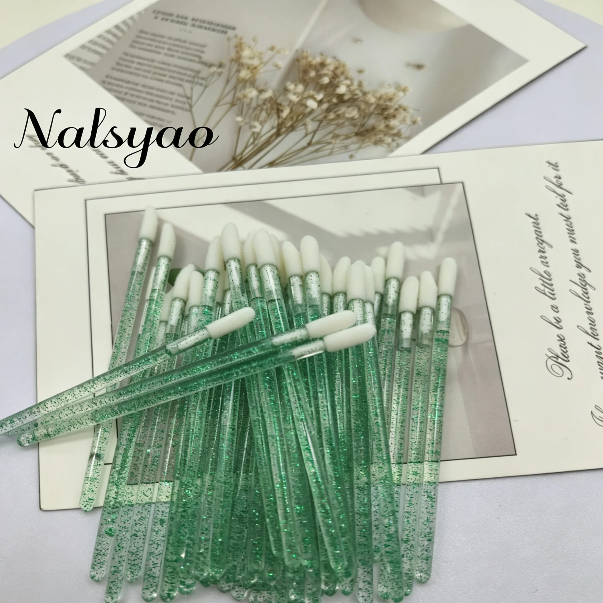 50Pcs Crystal Eyelashes Brushes Individual Lash Removing Cleaning Mascara Applicator Lip Brushes Makeup Eyelash Extension Tools