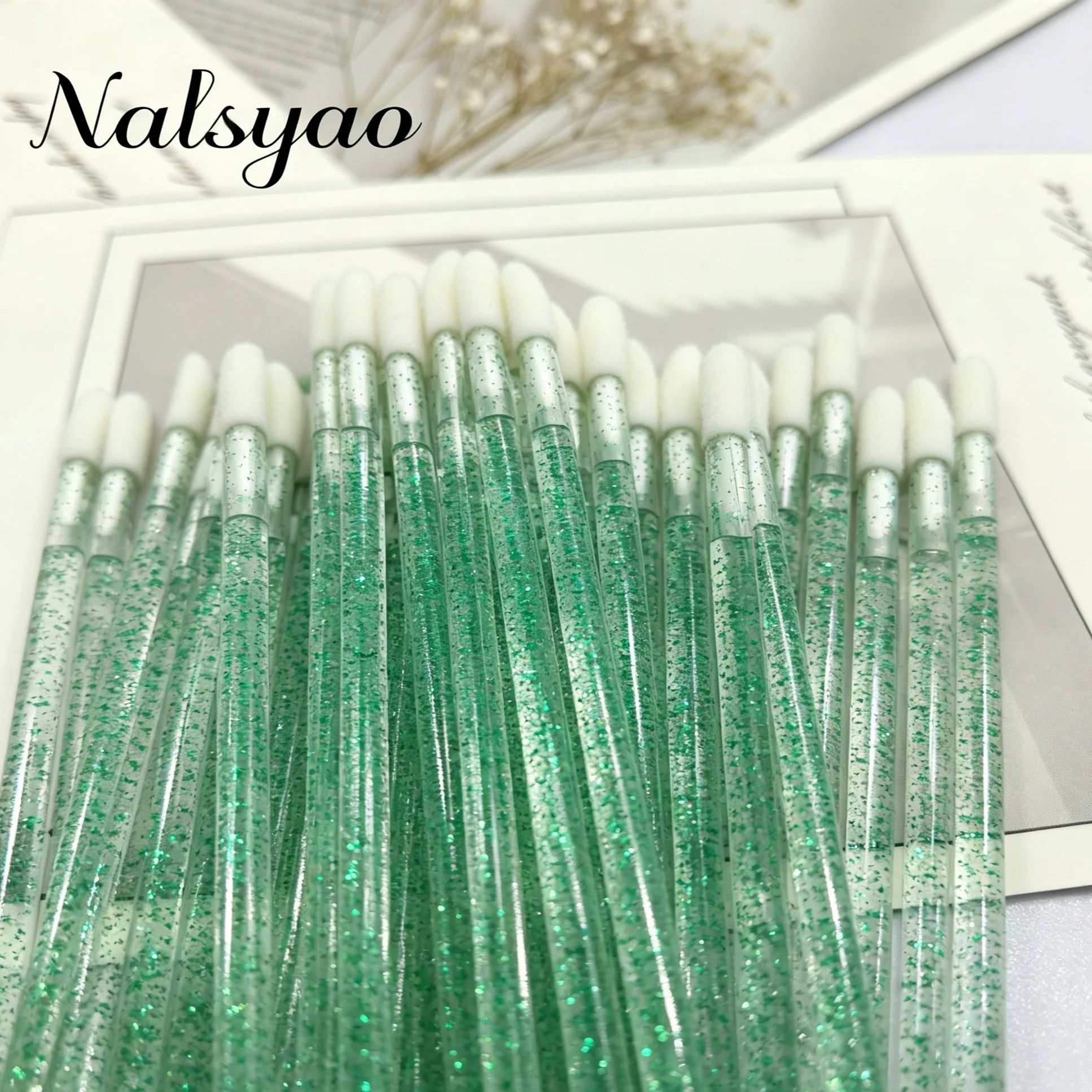50Pcs Crystal Eyelashes Brushes Individual Lash Removing Cleaning Mascara Applicator Lip Brushes Makeup Eyelash Extension Tools
