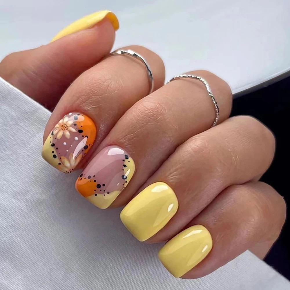 24pcs/set short saure fake nails for Spring summer season french style flowers butterfly design press on false nail art tips