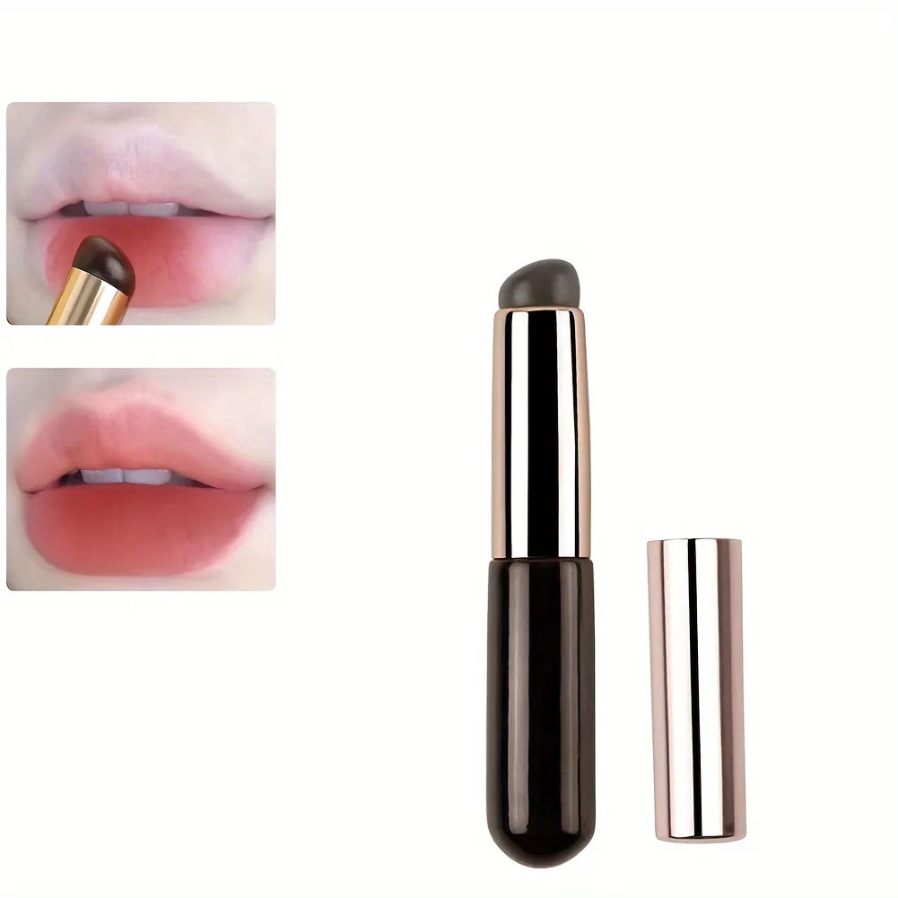 Portable Silicone Lip Brush with Cover - Mini Makeup Applicator, Easy to Apply, Suitable for Lip Balm, Lipstick Auxiliary Tool