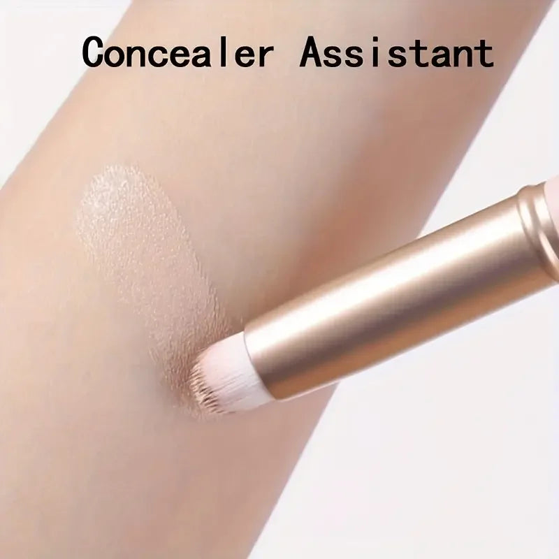Professional round headed lipstick brush with cap, handheld palm brush, suitable for all skin types, lip brush applicator