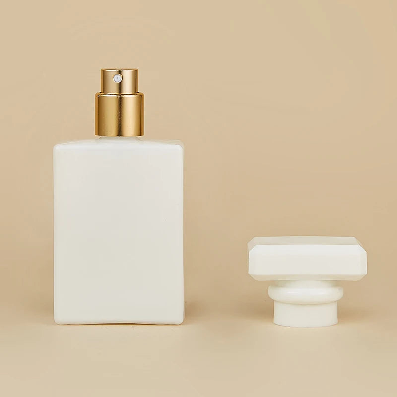 50ml  Black White Square Glass Spray Perfume Bottle Cosmetic Packaging Empty Bottles Can Be Filled in Perfume Bottles